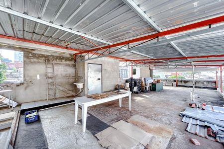 Casa à venda com 600m², 5 quartos e 4 vagasÁrea externa