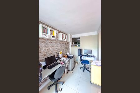 Casa à venda com 600m², 5 quartos e 4 vagasSala - Casa 1