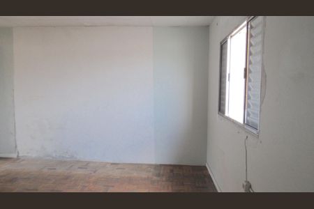 Quarto de casa para alugar com 1 quarto, 100m² em Ayrosa, Osasco