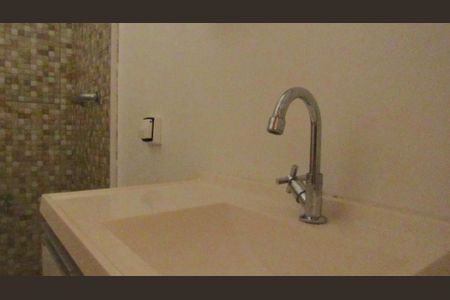 Casa para alugar com 100m², 1 quarto e sem vagaBanheiro