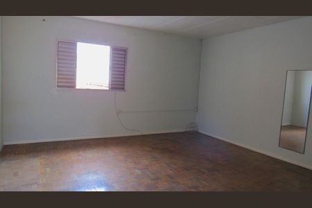 Casa para alugar com 100m², 1 quarto e sem vagaQuarto