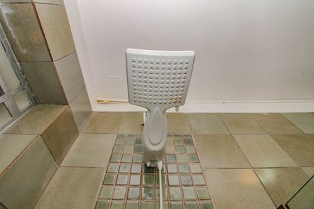 Apartamento à venda com 156m², 4 quartos e sem vagaBanheiro Social