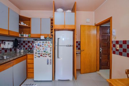 Apartamento à venda com 156m², 4 quartos e sem vagaCozinha