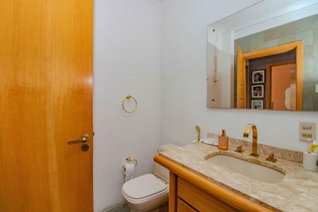 Apartamento à venda com 156m², 4 quartos e sem vagaBanheiro Social