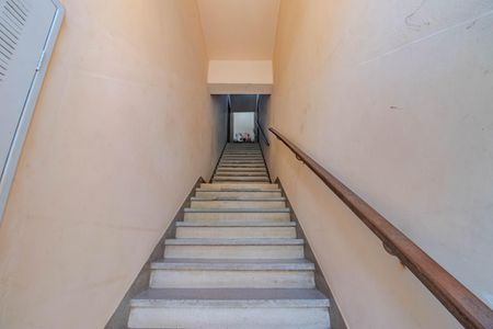 Apartamento à venda com 156m², 4 quartos e sem vagaEscadas - Hall