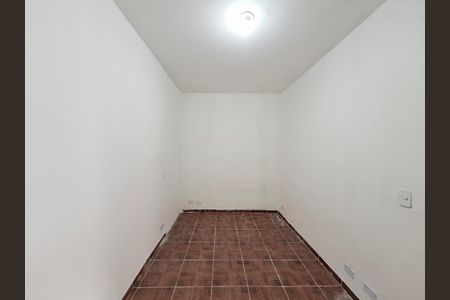 Quarto 2 de casa para alugar com 2 quartos, 40m² em Jardim Elisa Maria, São Paulo