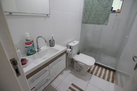 Casa de condomínio à venda com 125m², 3 quartos e 1 vagaBanheiro Social 2
