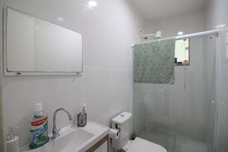 Casa de condomínio à venda com 125m², 3 quartos e 1 vagaBanheiro Social 2