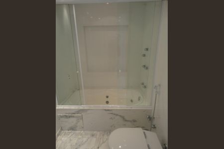 Apartamento à venda com 120m², 4 quartos e 8 vagasBanheiro