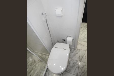 Apartamento à venda com 120m², 4 quartos e 8 vagasBanheiro