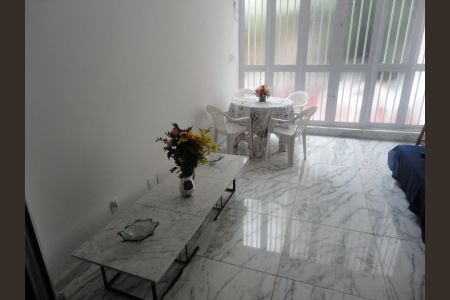 Apartamento à venda com 120m², 4 quartos e 8 vagasSala