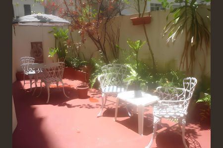 Apartamento à venda com 120m², 4 quartos e 8 vagasÁrea externa