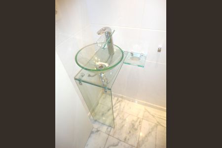 Apartamento à venda com 120m², 4 quartos e 8 vagasBanheiro