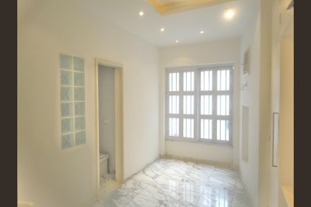 Apartamento à venda com 120m², 4 quartos e 8 vagasSala