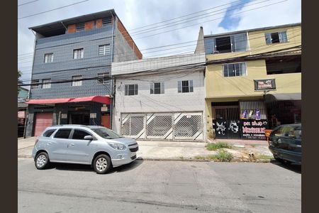 Fachada de casa para alugar com 2 quartos, 42m² em Jardim Elisa Maria, São Paulo