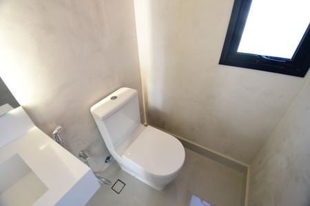 Casa de condomínio à venda com 340m², 5 quartos e 4 vagasLavabo