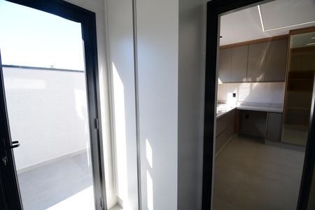 Casa de condomínio à venda com 340m², 5 quartos e 4 vagasÁrea de Serviço