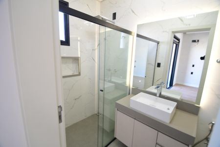 Casa de condomínio à venda com 340m², 5 quartos e 4 vagasBanheiro Suíte