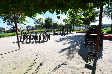 Casa de condomínio à venda com 340m², 5 quartos e 4 vagasÁrea comum - Playground