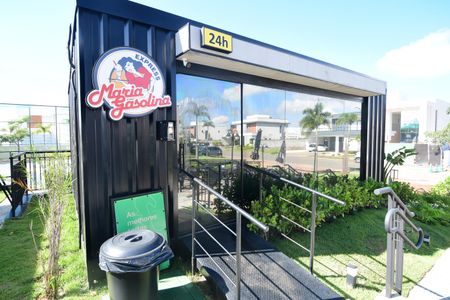 Casa de condomínio à venda com 340m², 5 quartos e 4 vagasMercearia