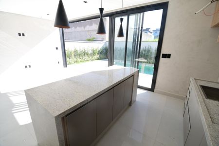 Casa de condomínio à venda com 340m², 5 quartos e 4 vagasEspaço Gourmet