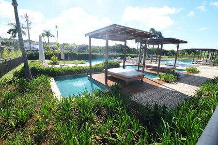 Casa de condomínio à venda com 340m², 5 quartos e 4 vagasÁrea comum - Piscina