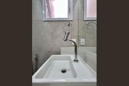 Apartamento para alugar com 86m², 3 quartos e 2 vagasBanheiro