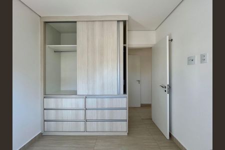 Apartamento para alugar com 86m², 3 quartos e 2 vagasQuarto 2