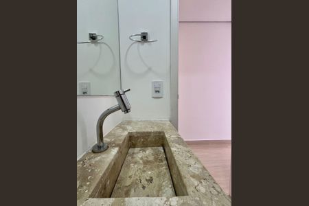 Lavabo de apartamento à venda com 3 quartos, 86m² em Vila Itapura, Campinas