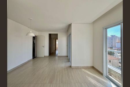 Sala de apartamento à venda com 3 quartos, 86m² em Vila Itapura, Campinas