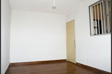 Sala de apartamento para alugar com 2 quartos, 60m² em Ouro Minas, Belo Horizonte