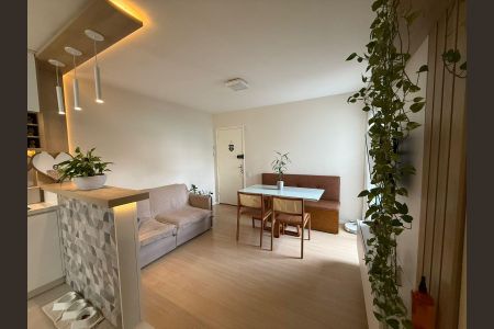 Sala de apartamento à venda com 2 quartos, 53m² em Vila Oeste, Belo Horizonte