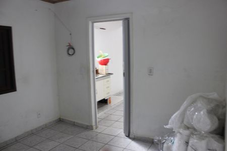 Casa à venda com 243m², 2 quartos e 2 vagasEdícula quarto 