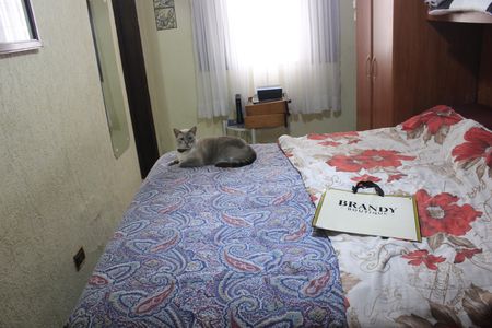 Casa à venda com 243m², 2 quartos e 2 vagasSuíte 
