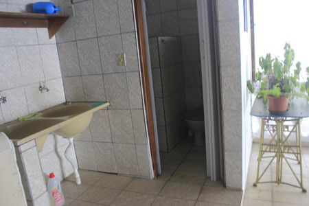Casa à venda com 243m², 2 quartos e 2 vagasLavanderia 