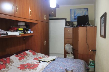 Casa à venda com 243m², 2 quartos e 2 vagasSuíte 
