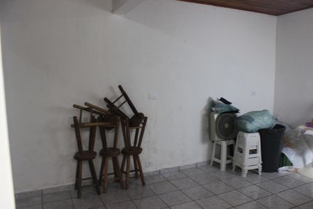 Casa à venda com 243m², 2 quartos e 2 vagasEdícula cozinha 