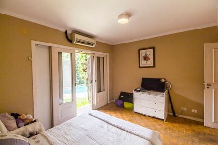 Casa de condomínio à venda com 409m², 4 quartos e 4 vagasSuíte 2