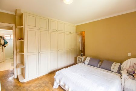 Casa de condomínio à venda com 409m², 4 quartos e 4 vagasSuíte 2