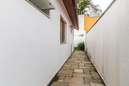 Casa de condomínio à venda com 409m², 4 quartos e 4 vagasÁrea de Serviço