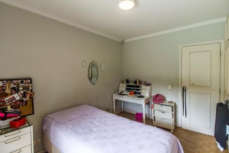 Casa de condomínio à venda com 409m², 4 quartos e 4 vagasQuarto