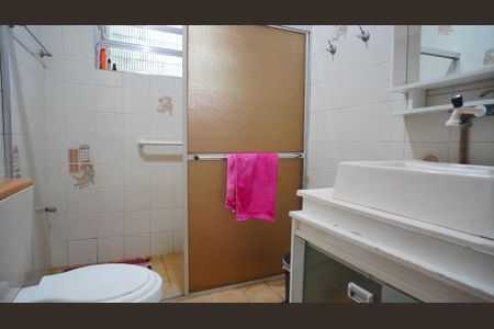 Apartamento para alugar com 120m², 2 quartos e 1 vaga Apartamento para alugar com 120m², 2 quartos e 1 vagaBanheiro social corredor