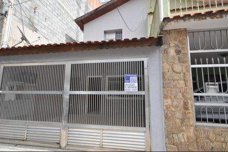 Casa para alugar com 98m², 3 quartos e 2 vagasFachada