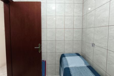 Casa à venda com 205m², 2 quartos e 4 vagas Casa à venda com 205m², 2 quartos e 4 vagasBanheiro