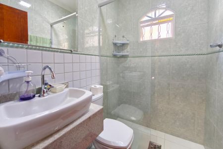 Casa à venda com 205m², 2 quartos e 4 vagas Casa à venda com 205m², 2 quartos e 4 vagasLavabo