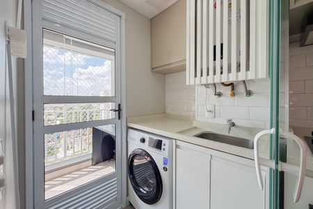 Apartamento à venda com 55m², 2 quartos e 1 vaga Apartamento à venda com 55m², 2 quartos e 1 vagaÁrea de Serviço