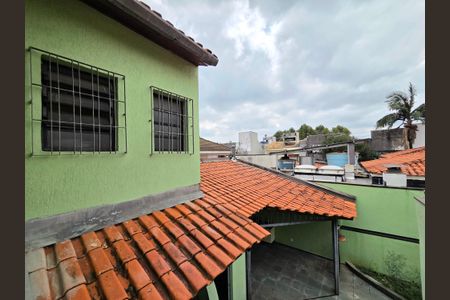 Casa para alugar com 253m², 4 quartos e 2 vagas Casa para alugar com 253m², 4 quartos e 2 vagasVista