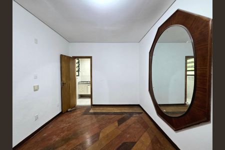Casa para alugar com 253m², 4 quartos e 2 vagas Casa para alugar com 253m², 4 quartos e 2 vagasSuíte
