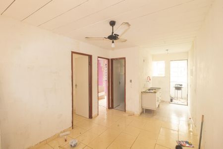 Sala de apartamento para alugar com 2 quartos, 69m² em Cosmos, Rio de Janeiro
