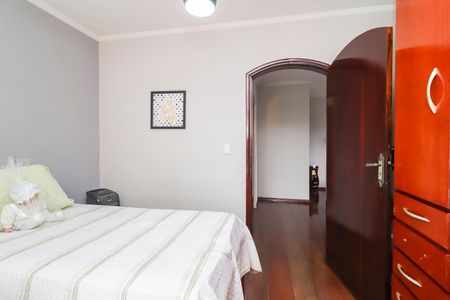 Casa à venda com 320m², 3 quartos e 5 vagasQuarto 2